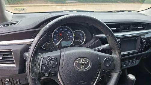 2016 Toyota Corolla LE Premium