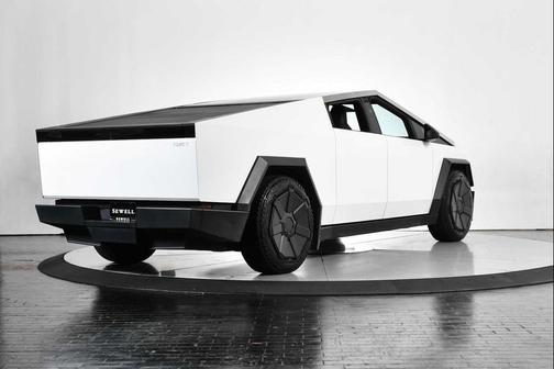 2024 Tesla Cybertruck All-Wheel Drive