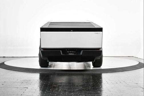 2024 Tesla Cybertruck All-Wheel Drive