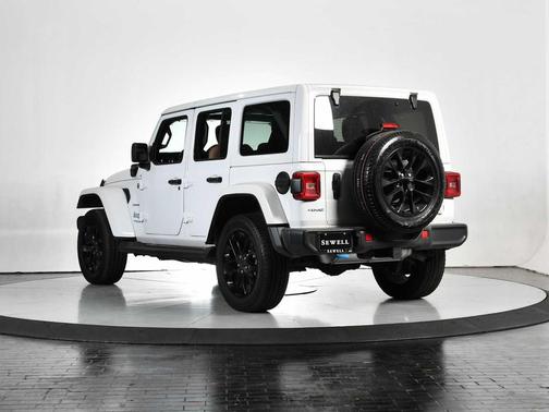 2022 Jeep Wrangler Unlimited 4xe Sahara