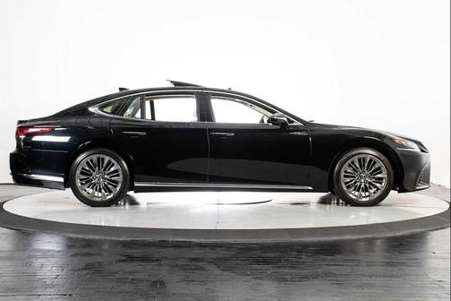 Obsidian 2020 Lexus LS 500 Base