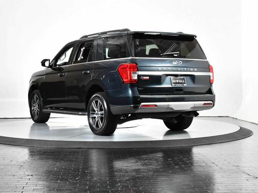 2022 Ford Expedition XLT