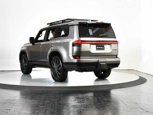 Atomic Silver 2026 Lexus GX 550 Luxury+