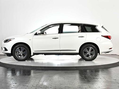 2017 INFINITI QX60 Base