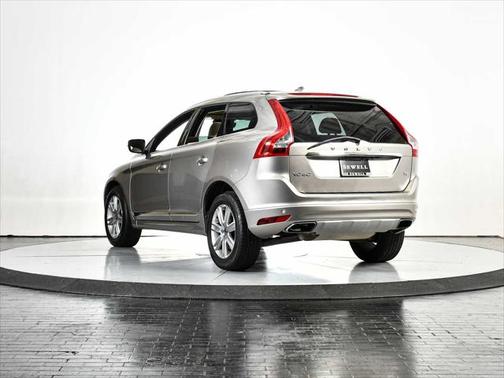 2016 Volvo XC60 T6 Drive-E