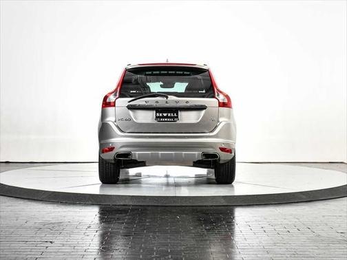 2016 Volvo XC60 T6 Drive-E