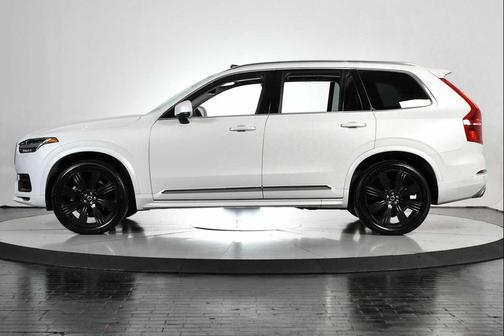 2021 Volvo XC90 T6 Inscription