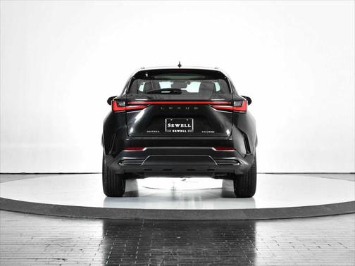 2025 Lexus NX 250 Premium