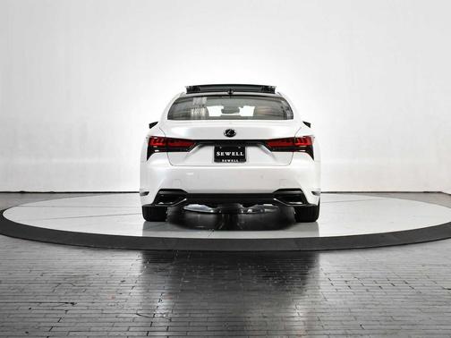 2024 Lexus LS 500 Base