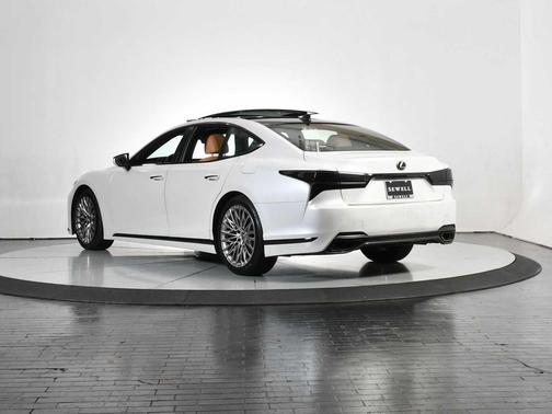 2024 Lexus LS 500 Base