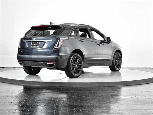 2022 Cadillac XT5 Sport