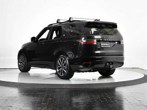 2023 Land Rover Discovery P300 S R-Dynamic