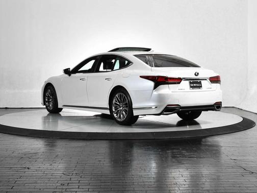 2023 Lexus LS 500 Base