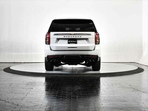 2022 Chevrolet Suburban 4WD High Country