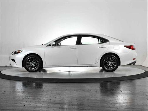 2016 Lexus ES 350 Base