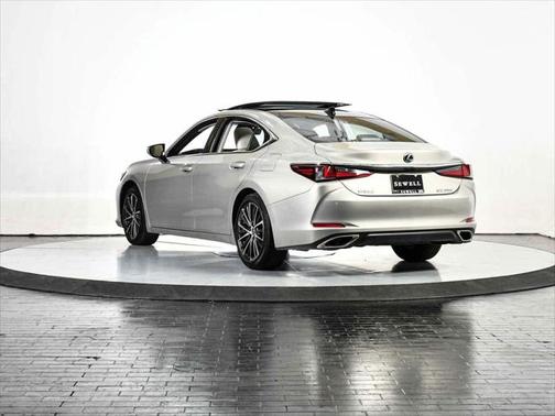 2023 Lexus ES 350 Base