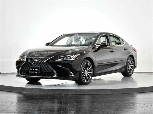 2022 Lexus ES 350 Base