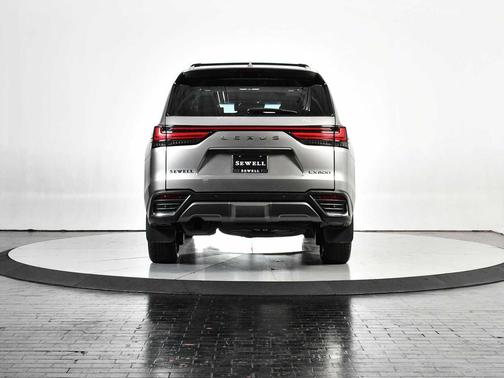 2023 Lexus LX 600 Luxury