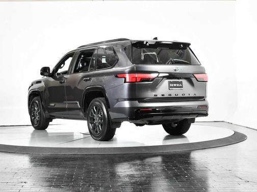 2023 Toyota Sequoia Platinum