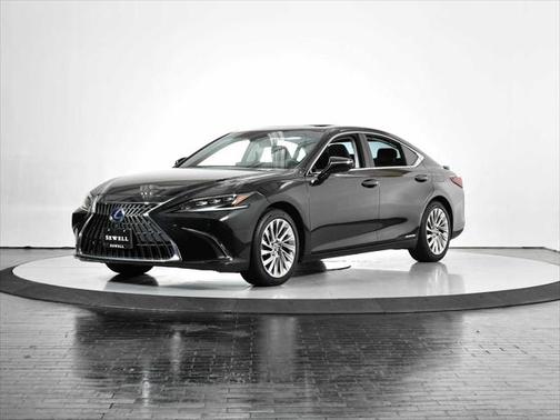2022 Lexus ES 300h Ultra Luxury