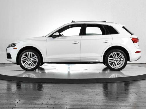 2018 Audi Q5 2.0T Premium Plus