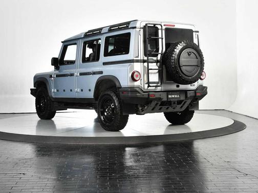 2024 INEOS Grenadier AWD