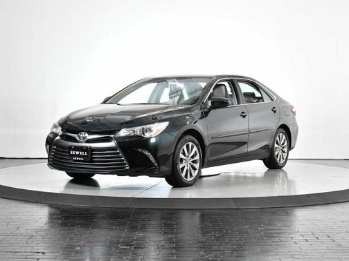 2016 Toyota Camry XLE