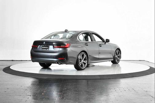 Mineral Grey Metallic 2022 BMW 330 330i