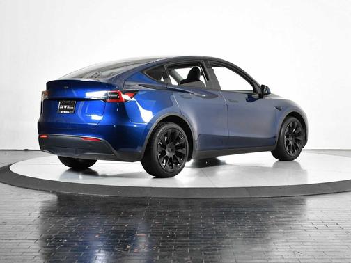 2023 Tesla Model Y AWD