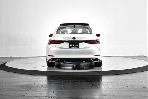 2023 Lexus ES 350 Base