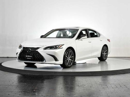 2024 Lexus ES 250 Base