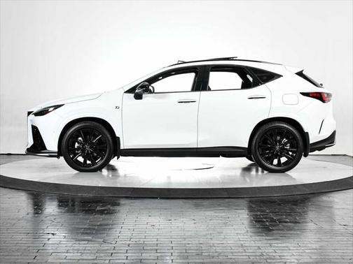 2025 Lexus NX 450h+ F SPORT Handling