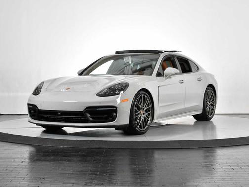 2023 Porsche Panamera RWD