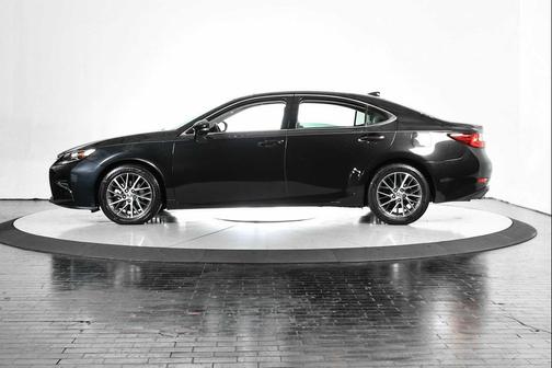 2017 Lexus ES 350 Base