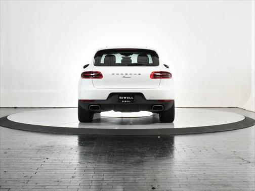 2018 Porsche Macan Base
