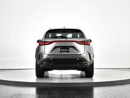 2023 Lexus NX 350h Premium