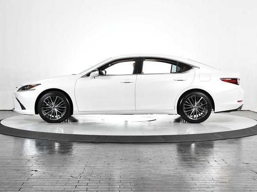 2024 Lexus ES 350 Base