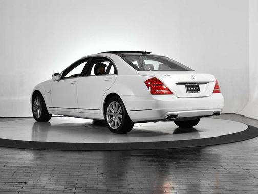 2012 Mercedes-Benz S-Class 4MATIC