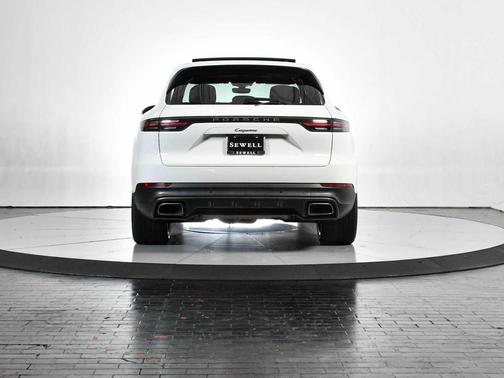 White 2020 Porsche Cayenne Cayenne
