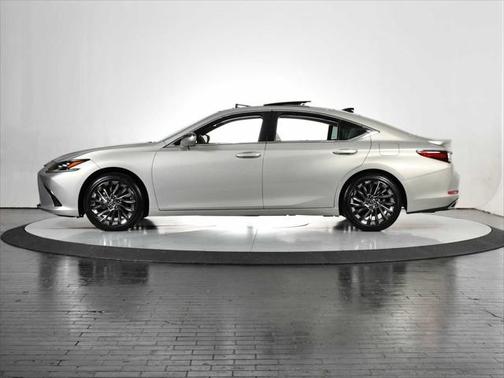 2025 Lexus ES 350 Ultra Luxury