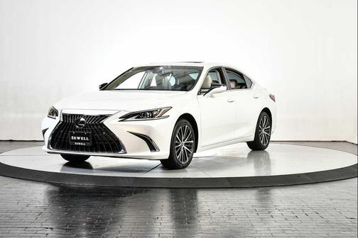 2024 Lexus ES 300h Base