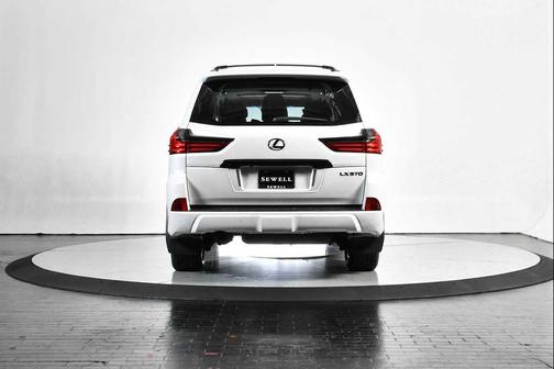 2021 Lexus LX 570 Three-Row