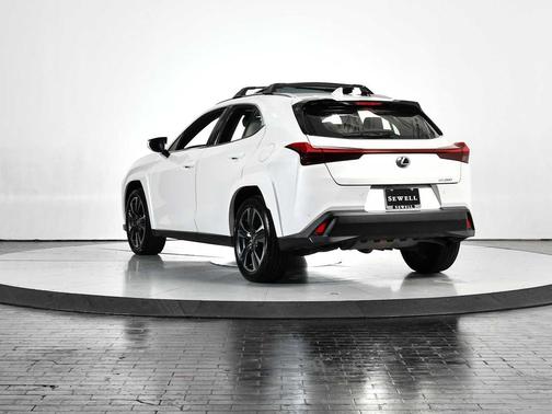 2022 Lexus UX 200 Base
