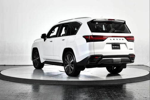 2026 Lexus LX 600 Luxury