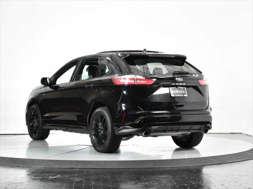 2021 Ford Edge ST Line