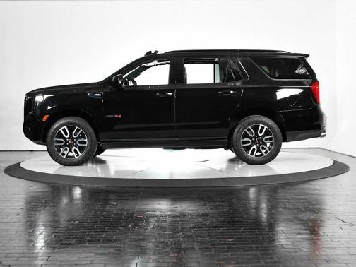 2023 GMC Yukon 4WD AT4