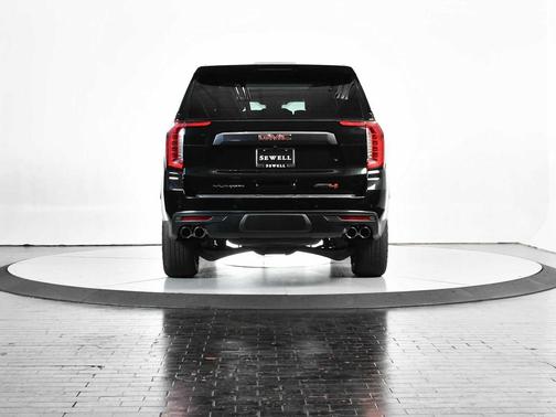 2023 GMC Yukon 4WD AT4