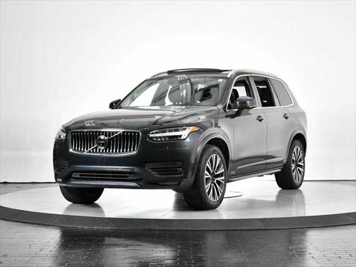 2021 Volvo XC90 T6 Momentum