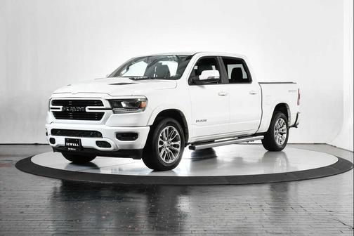 Bright White Clearcoat 2021 RAM 1500 Laramie