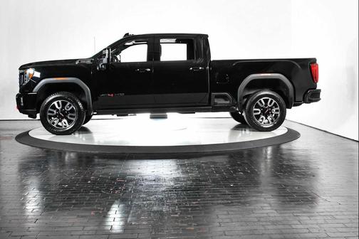 2022 GMC Sierra 2500 AT4